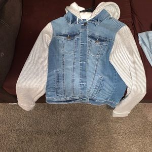 Jean jacket with hood